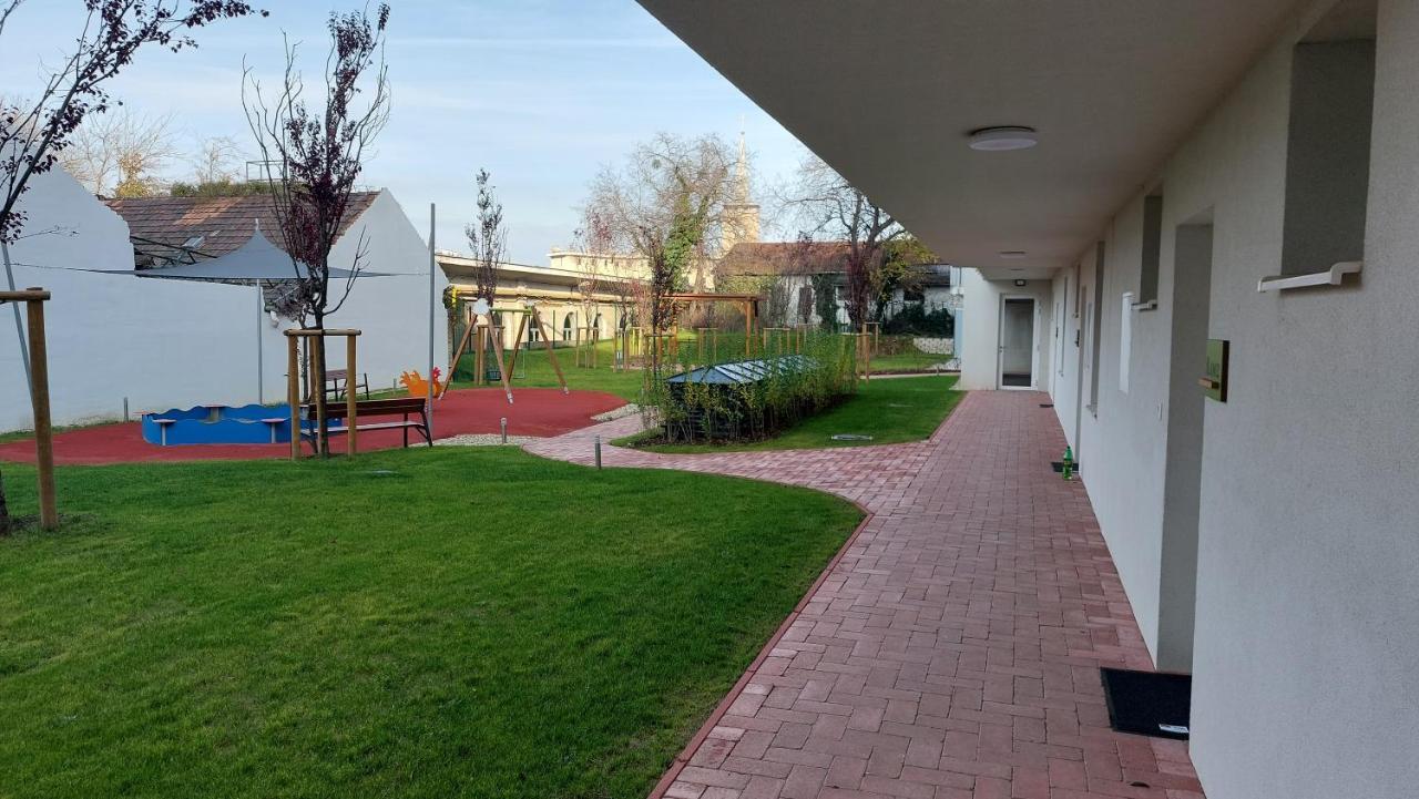 N&Z Apartman Close To The Downtown Appartement Boedapest Buitenkant foto